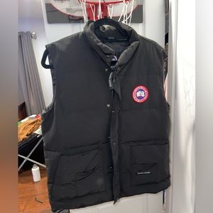 CANADA GOOSE VEST
